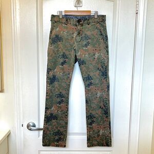 Bullhead Denim Co. Camo Jeans | 29x30 | Slim Fit